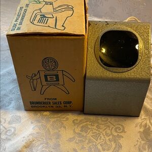 Vintage Brumberger Slide Projector